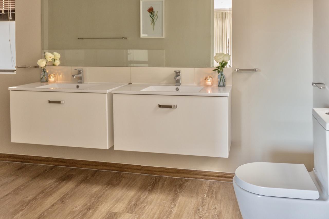 Protea Point Bed & Breakfast Cape Town Bagian luar foto