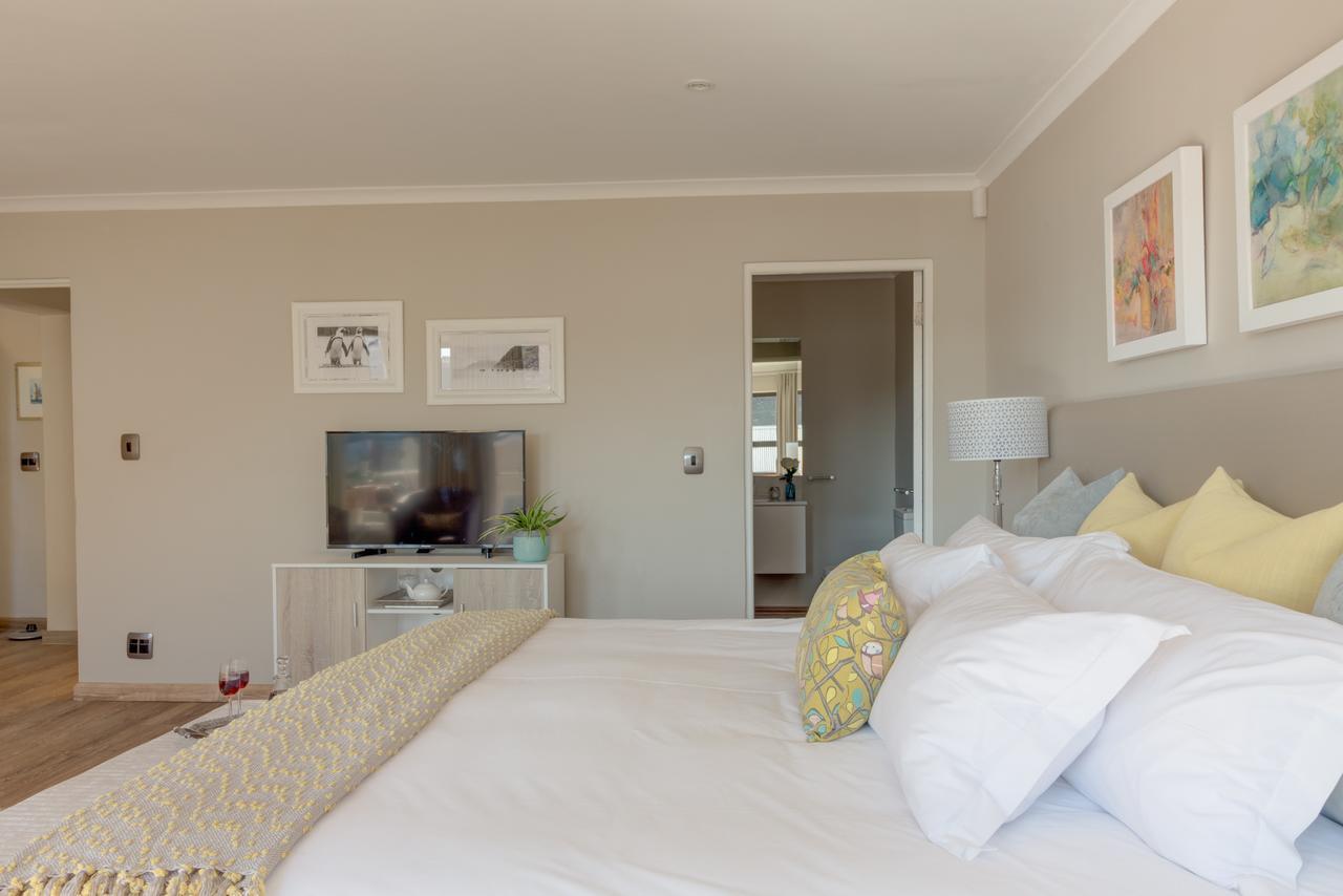 Protea Point Bed & Breakfast Cape Town Bagian luar foto