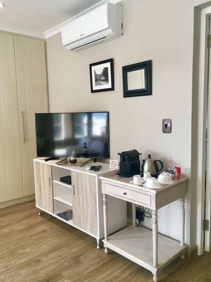 Protea Point Bed & Breakfast Cape Town Bagian luar foto